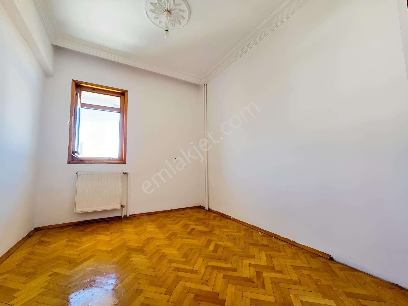 Çankaya Öveçler'de 330m² Dubleks 6+1,otoparklı Ve Boyalı Dubleks — fotoğraf 25