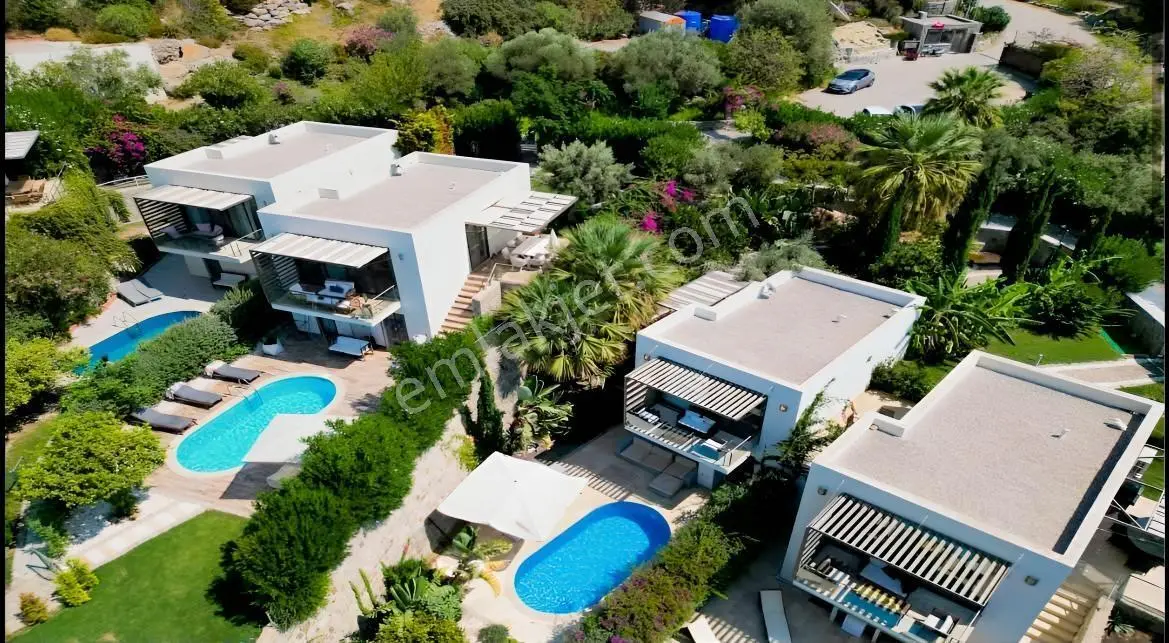 Yalıkavak Gerişte Nezih Site İçinde 3+1 Müstakil Villa — fotoğraf 3