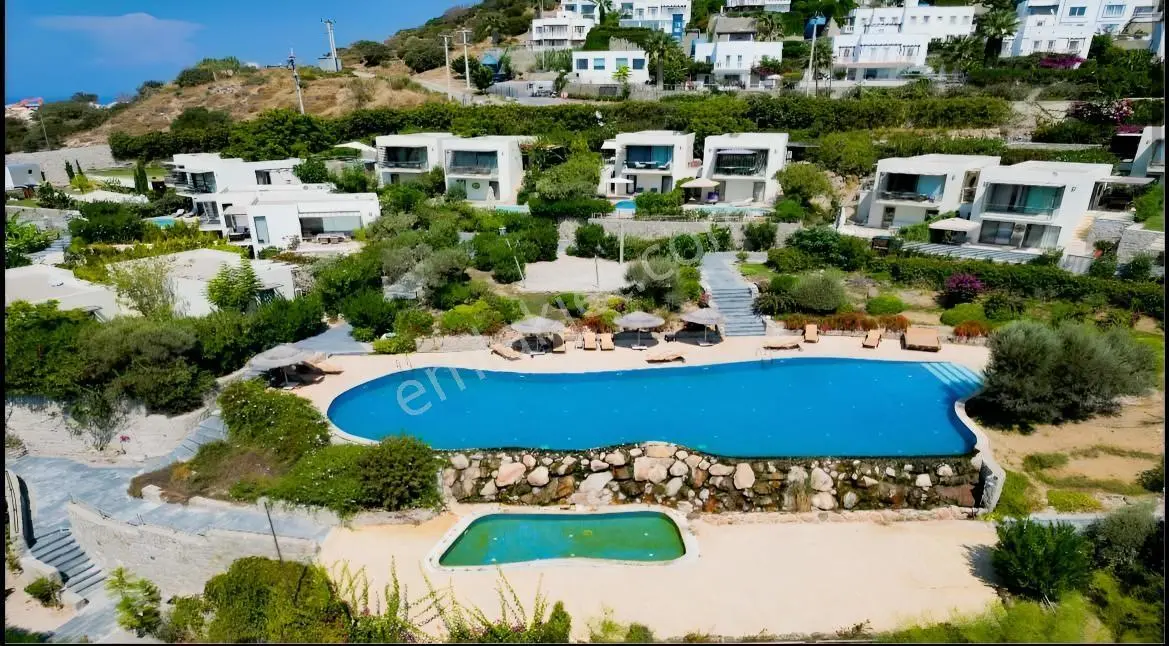 Yalıkavak Gerişte Nezih Site İçinde 3+1 Müstakil Villa — fotoğraf 4