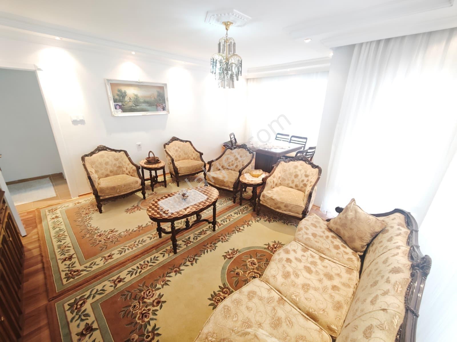 Lider Emlak'tan Güneşevlerde Ön Cephe Asansörlü 3+1 Katta Daire — fotoğraf 4