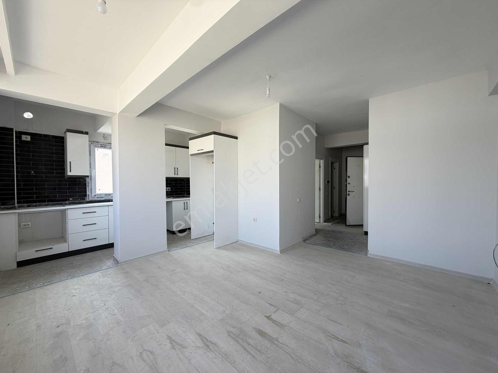 |ctn| Merkezde Karakol Civarı 2+1 Yüksek Kredili Fırsat Daire! — fotoğraf 2