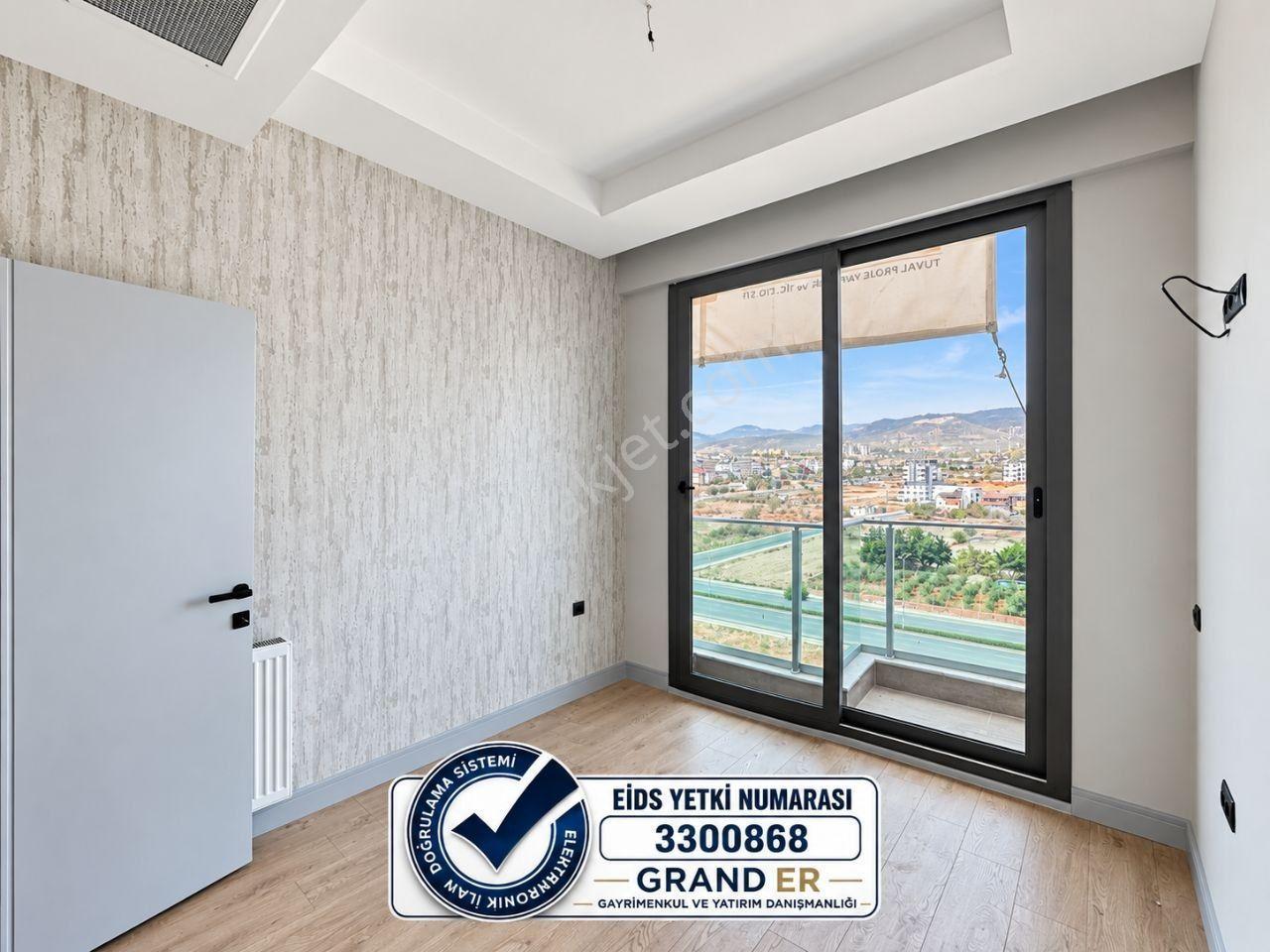 Mersin Yenişehir 50. Yıl Mah. Satılık 4+1 Lüks Daire — fotoğraf 22