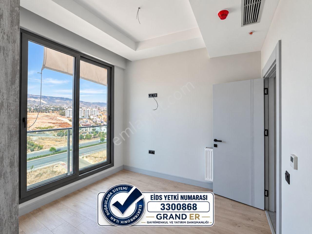 Mersin Yenişehir 50. Yıl Mah. Satılık 4+1 Lüks Daire — fotoğraf 23