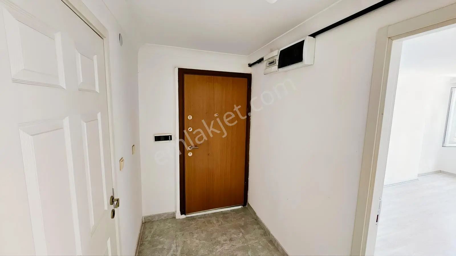 Tuzluçayırda Asansörlü 2. Kat 3+1 Satılık Daire — fotoğraf 18
