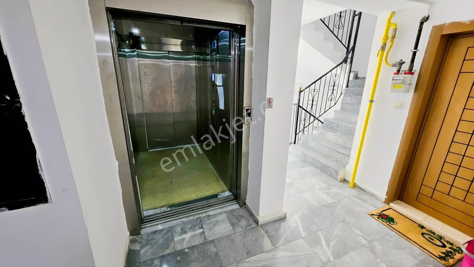 Tuzluçayırda Asansörlü 2. Kat 3+1 Satılık Daire — fotoğraf 20