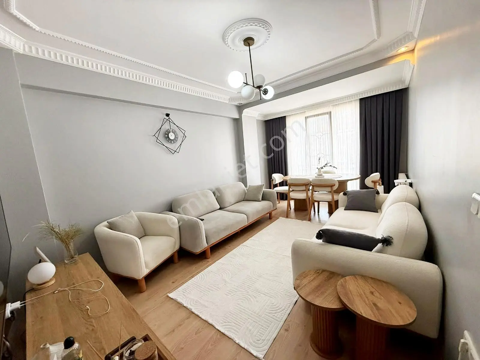 Metrobüse Yürüme Mesafesinde | 100 M² Ferah 2+1 Satılık Daire — fotoğraf 2
