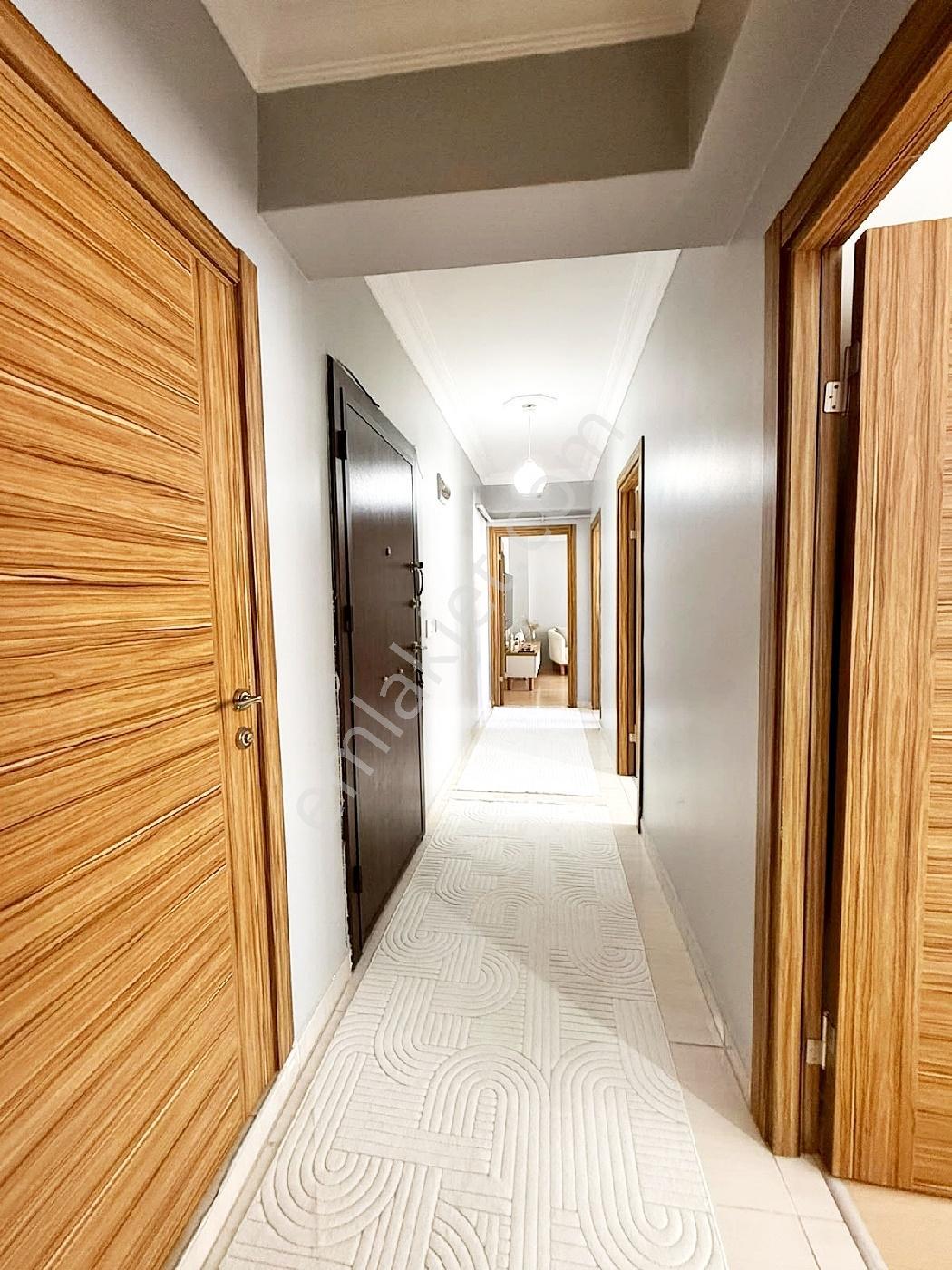 Metrobüse Yürüme Mesafesinde | 100 M² Ferah 2+1 Satılık Daire — fotoğraf 15