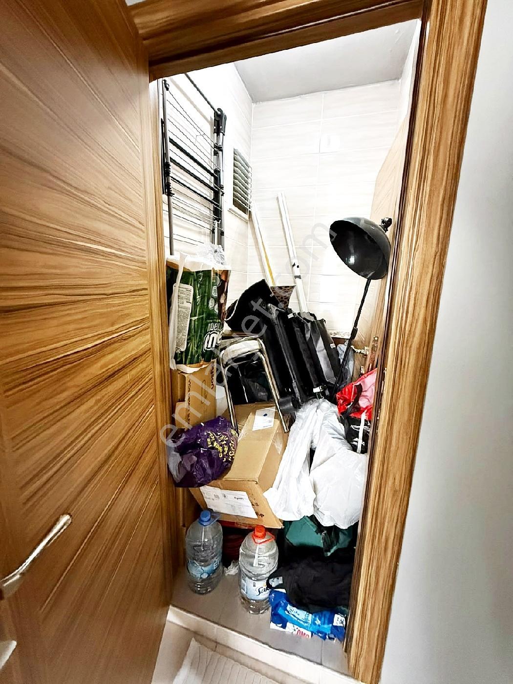 Metrobüse Yürüme Mesafesinde | 100 M² Ferah 2+1 Satılık Daire — fotoğraf 17