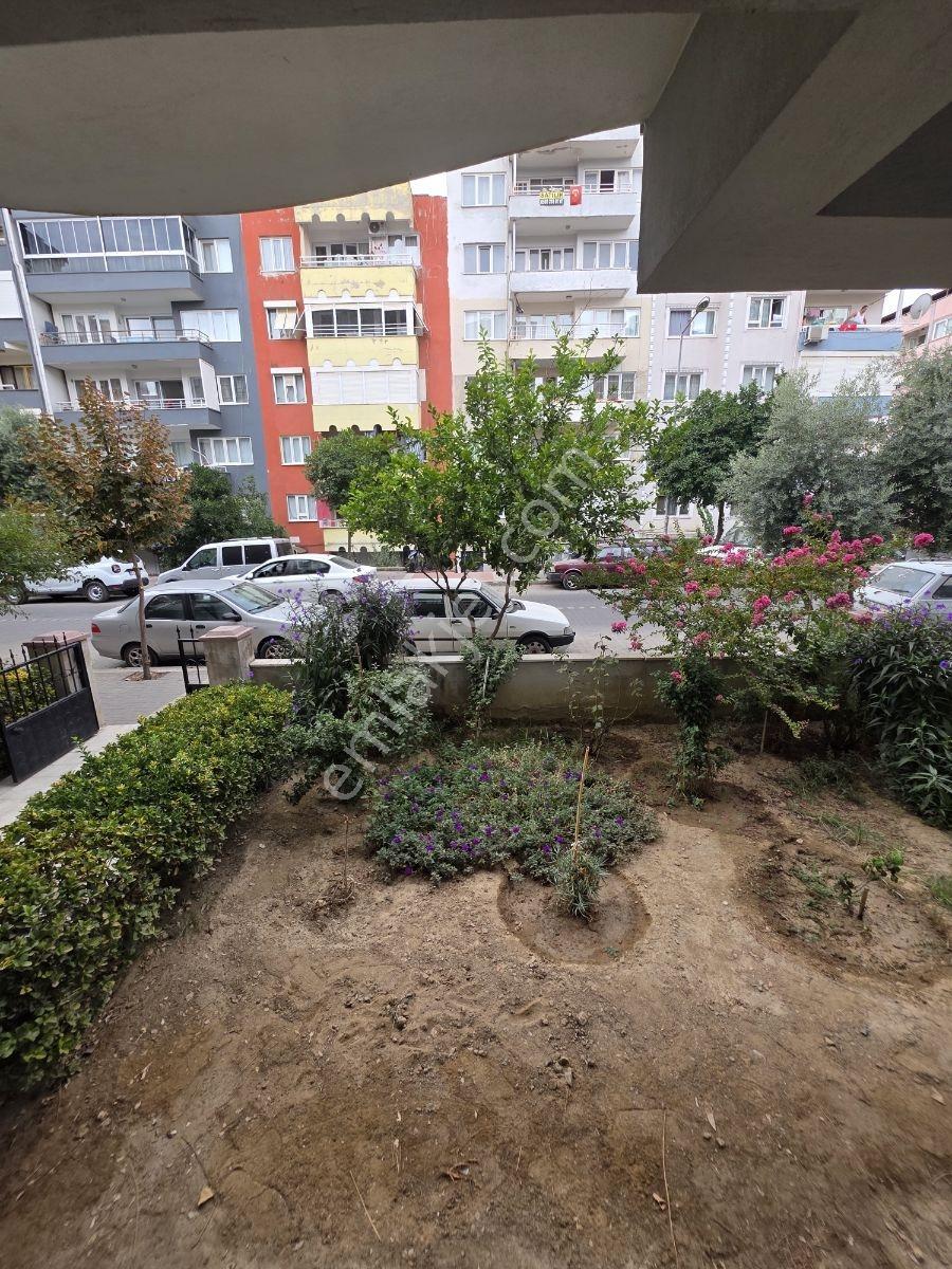 Konut Emlaktan Cadde Üzerinde Ayrı Mutfak 2+1 — fotoğraf 13