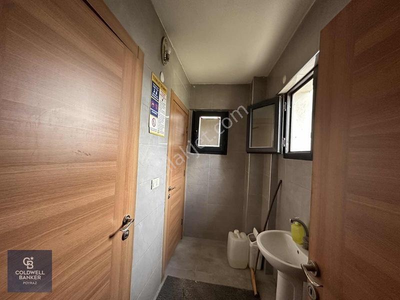 Menderes Coldwell Banker Poyraz'dan Satılık Ticari Bina — fotoğraf 16