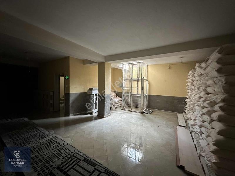 Menderes Coldwell Banker Poyraz'dan Satılık Ticari Bina — fotoğraf 27