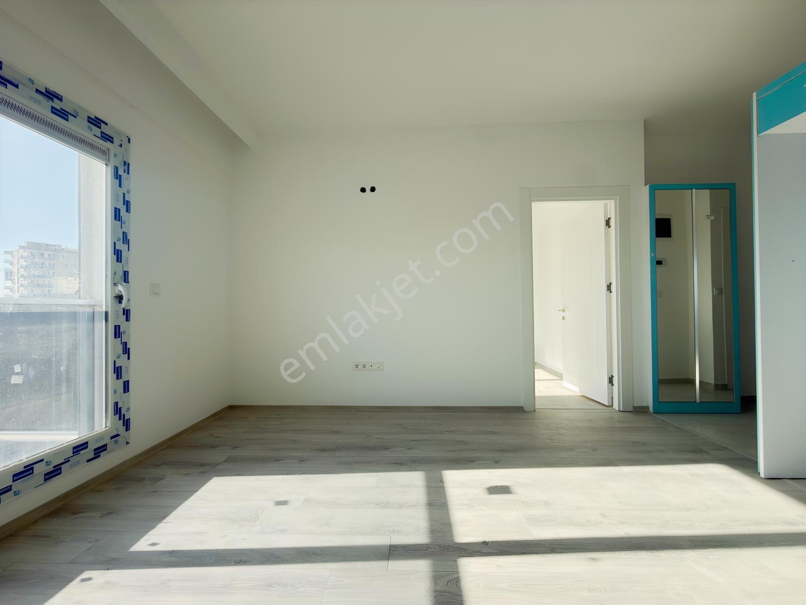 Çiğli Uğur Mumcu Kalevita Evleri Satılık 1+1 Daire — fotoğraf 14