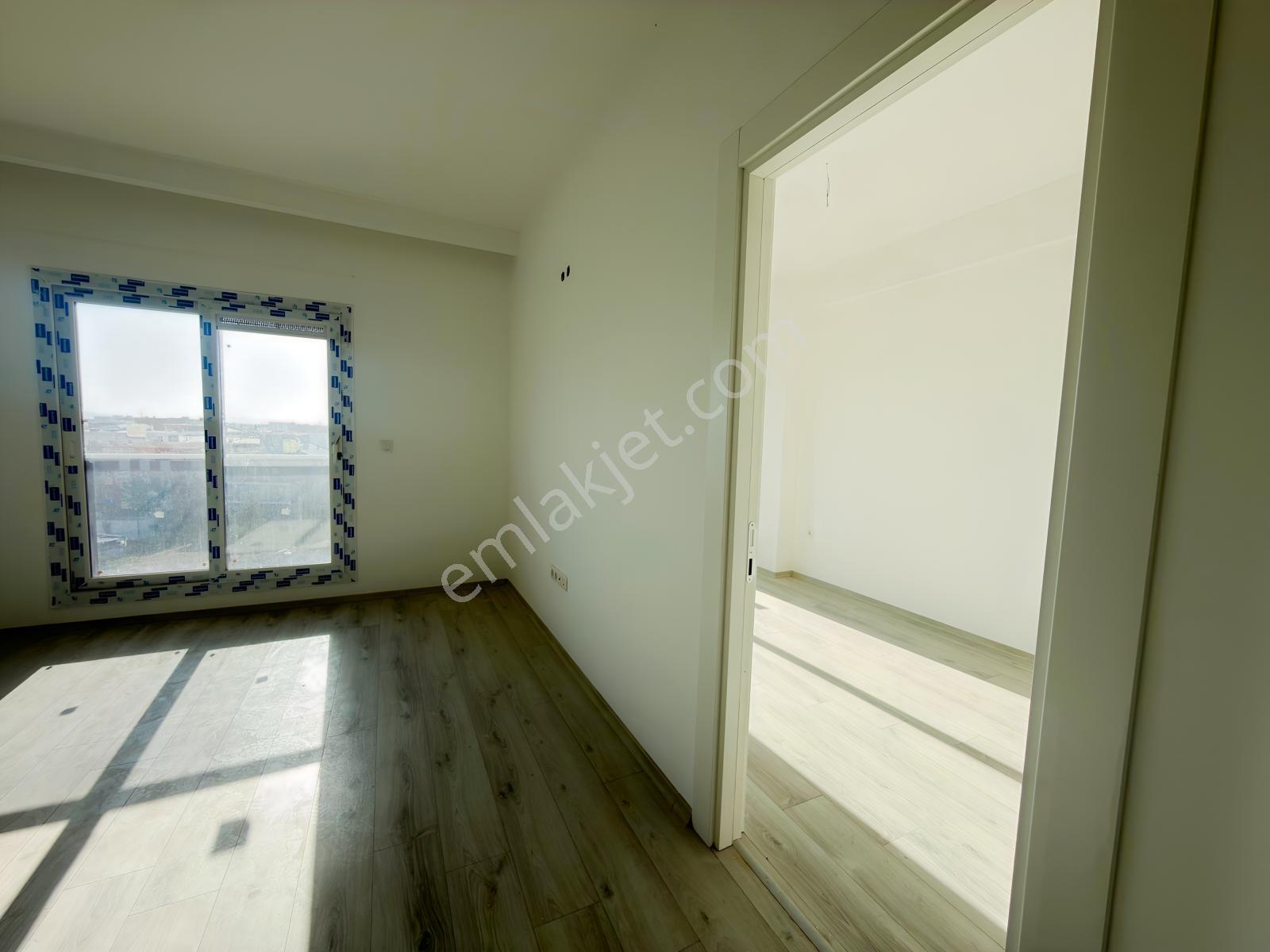 Çiğli Uğur Mumcu Kalevita Evleri Satılık 1+1 Daire — fotoğraf 23