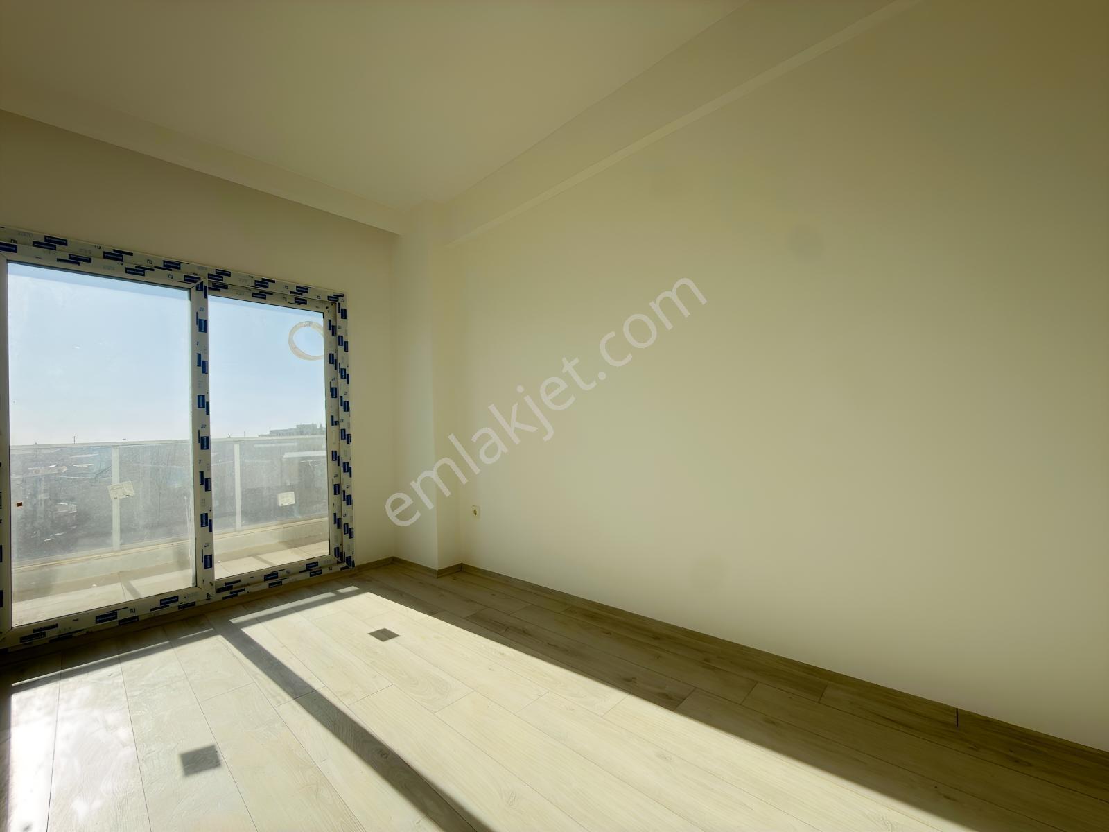 Çiğli Uğur Mumcu Kalevita Evleri Satılık 1+1 Daire — fotoğraf 24