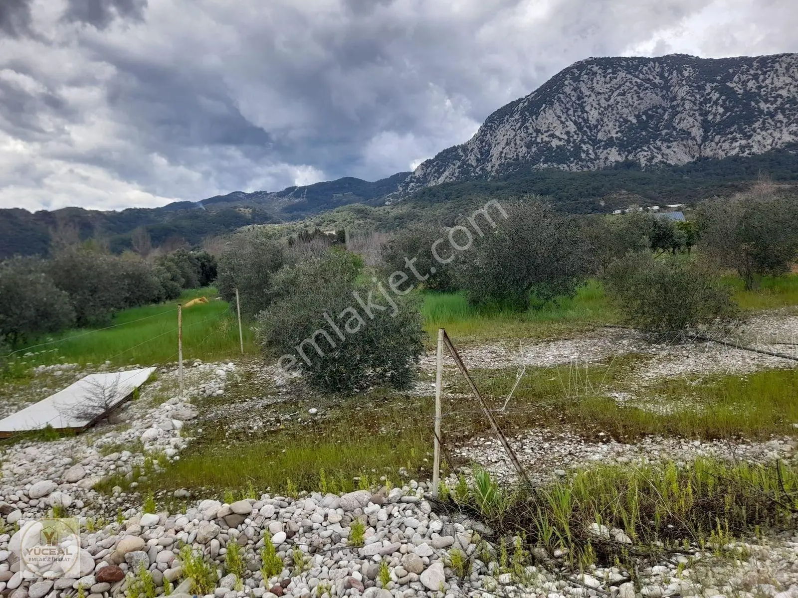 Antalya Aksu Karaöz 1000 M2 Ana Yola 300 M2 Dsi Kayıtlı Yerimiz — fotoğraf 4