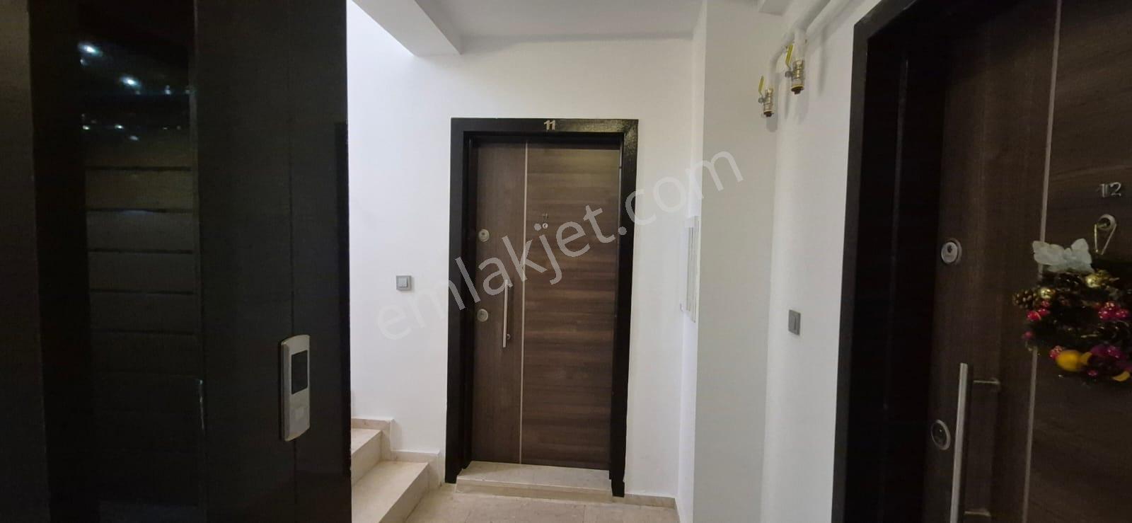 Kuşadası Değırmendere Mh. Royal Class Sitesinde Ebeveyn Banyolu — fotoğraf 12