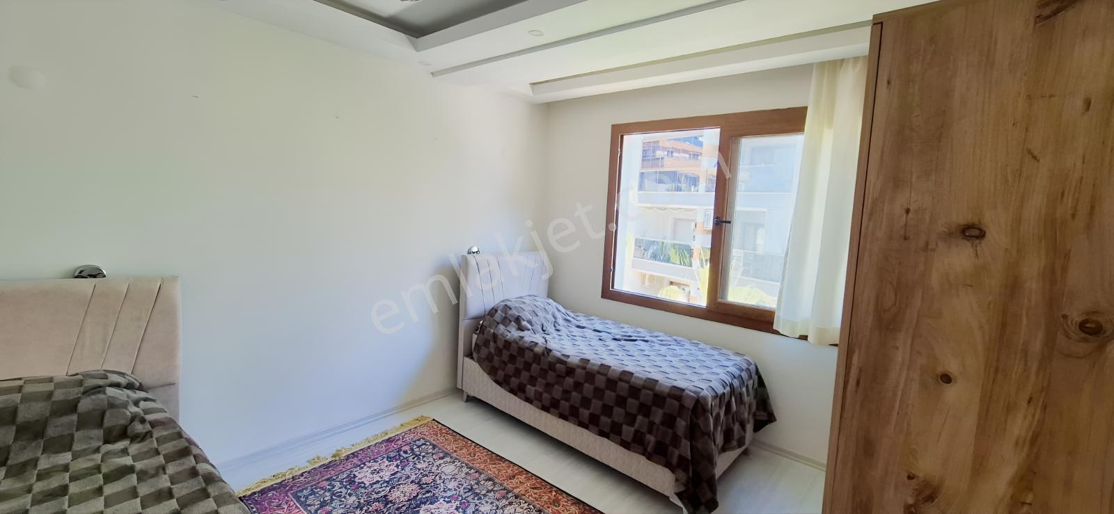 Kuşadası Değırmendere Mh. Royal Class Sitesinde Ebeveyn Banyolu — fotoğraf 20