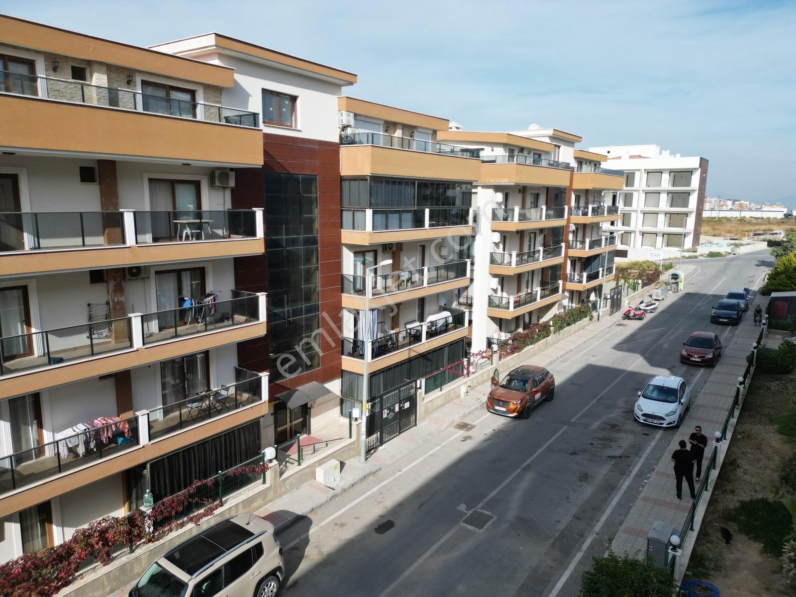 Kuşadası Değırmendere Mh. Royal Class Sitesinde Ebeveyn Banyolu — fotoğraf 34