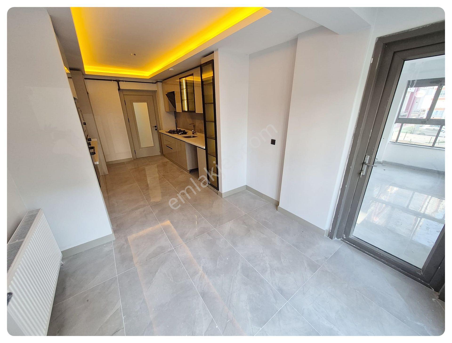 Çiğdemtepede Selim Cad Yakını Sıfır Ful Yapılı Satlık 3+1 Daire — fotoğraf 6