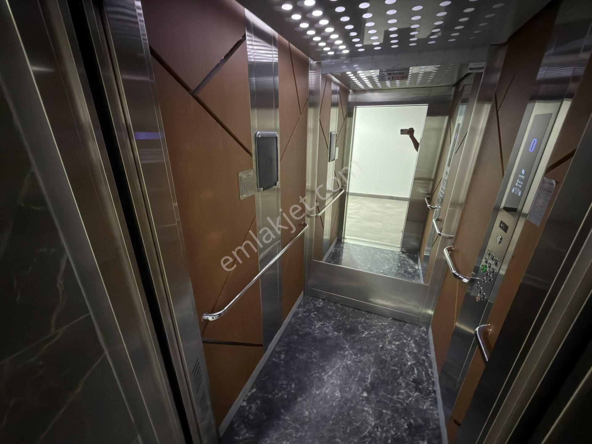 Etimesgut Yeşilova Mh Sıfır İskanlı Ebeveyn Banyolu 2.arakat Ön Cephe Daire — fotoğraf 26