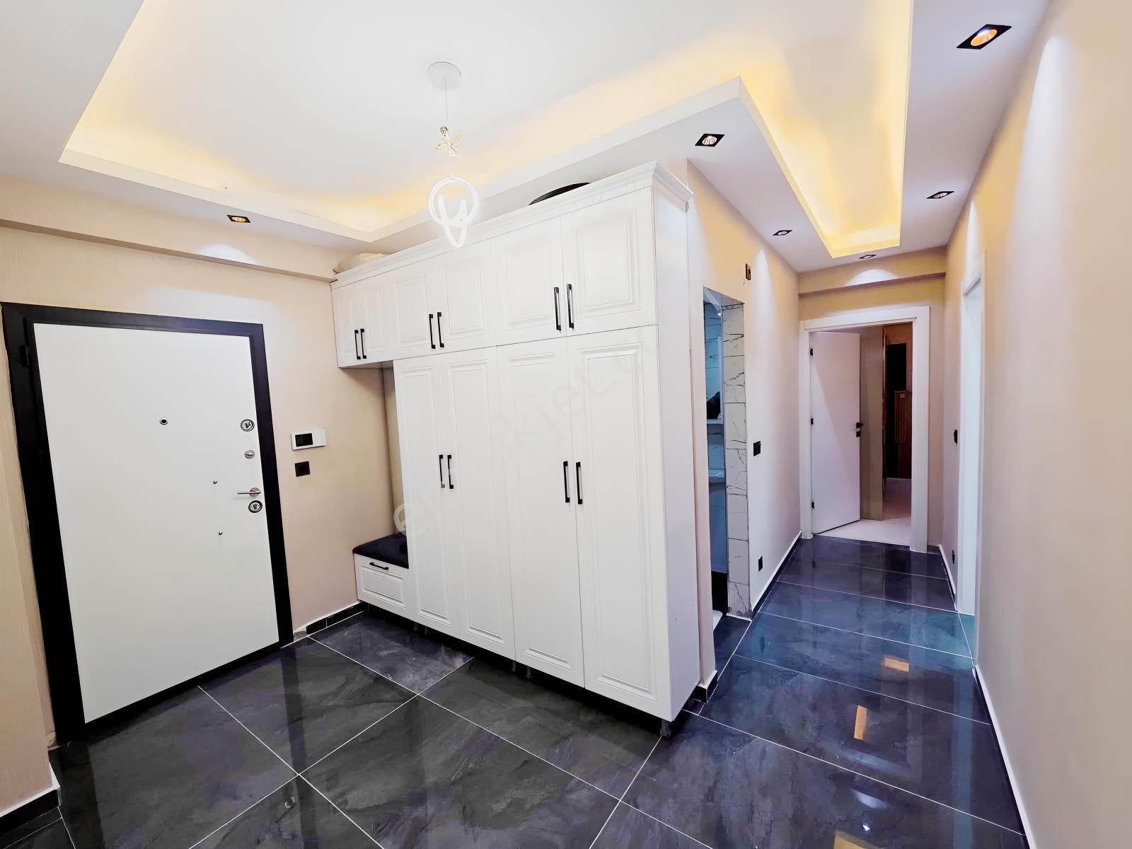 Acil Satılık 2+1 Site İçerisinde