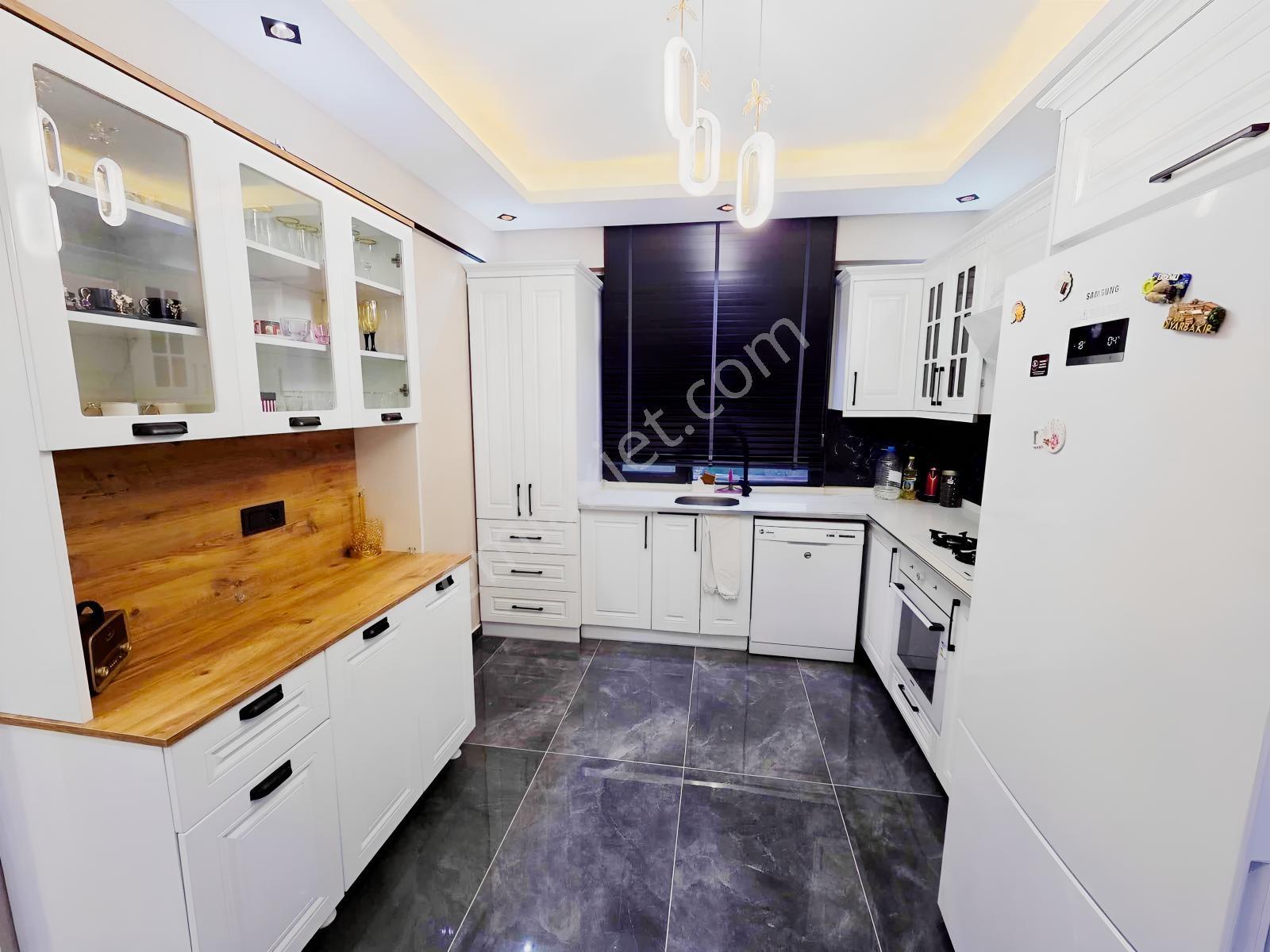 Acil Satılık 2+1 Site İçerisinde — fotoğraf 4