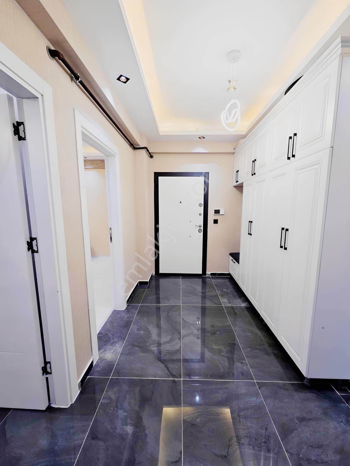 Acil Satılık 2+1 Site İçerisinde — fotoğraf 11