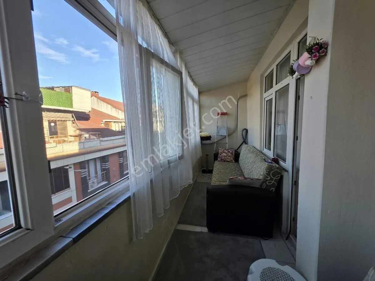 Satılık Ara Kat Çift Cepheli, Balkonlu 2+1 Daire !! — fotoğraf 5