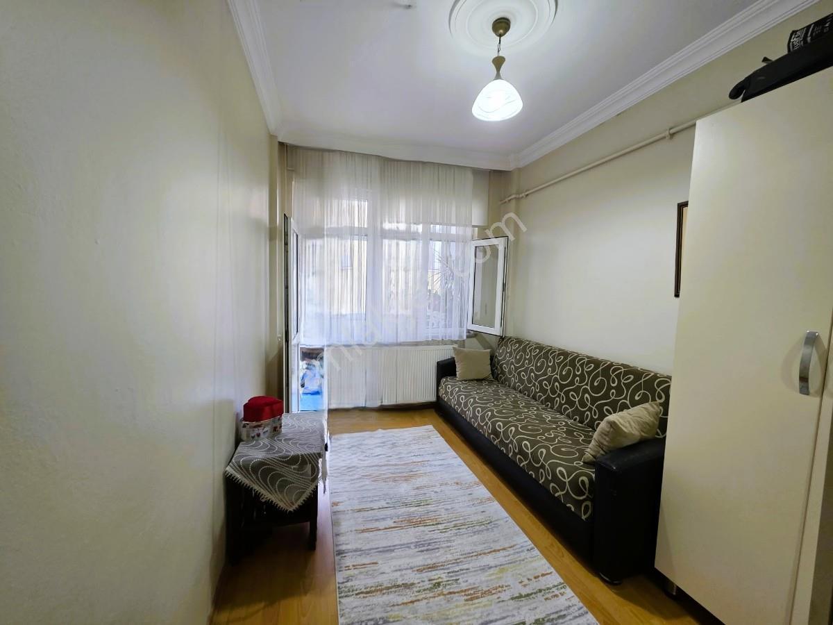Satılık Ara Kat Çift Cepheli, Balkonlu 2+1 Daire !! — fotoğraf 14