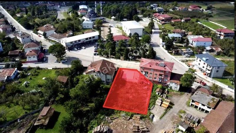 Altınderenin Merkezinde Müthiş Lokasyon Ana Yola Sıfır Arsa — fotoğraf 3