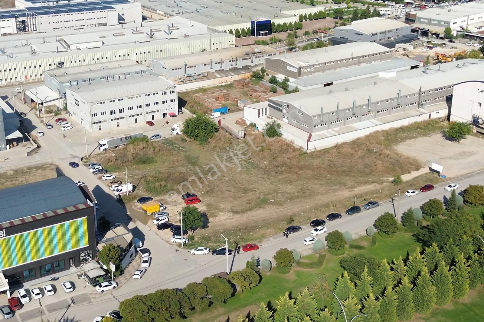 Remax Area'dan Ana Yola Cepheli Satılık Ticari-sanayi Arsa — fotoğraf 12