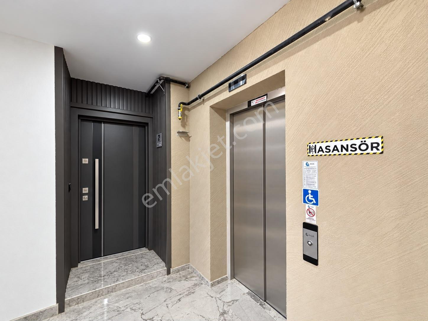 Altıntaş'ta 2+1 Site İçerisinde Kapalı Otoparklı Satılık Daire — fotoğraf 3