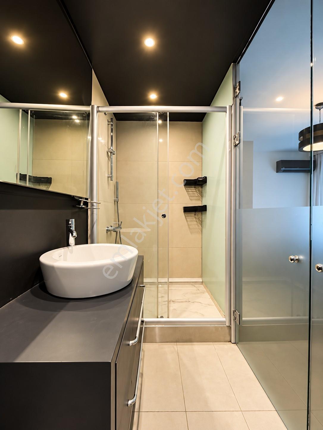 Gümüşsuyunda Modern Eşyalı Satılık 2+1 — fotoğraf 14