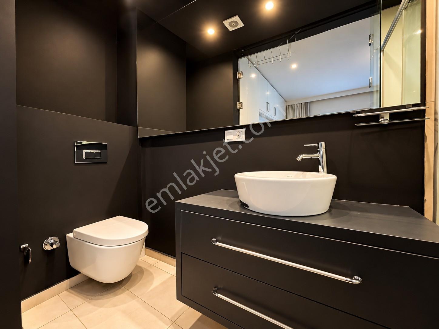 Gümüşsuyunda Modern Eşyalı Satılık 2+1 — fotoğraf 15