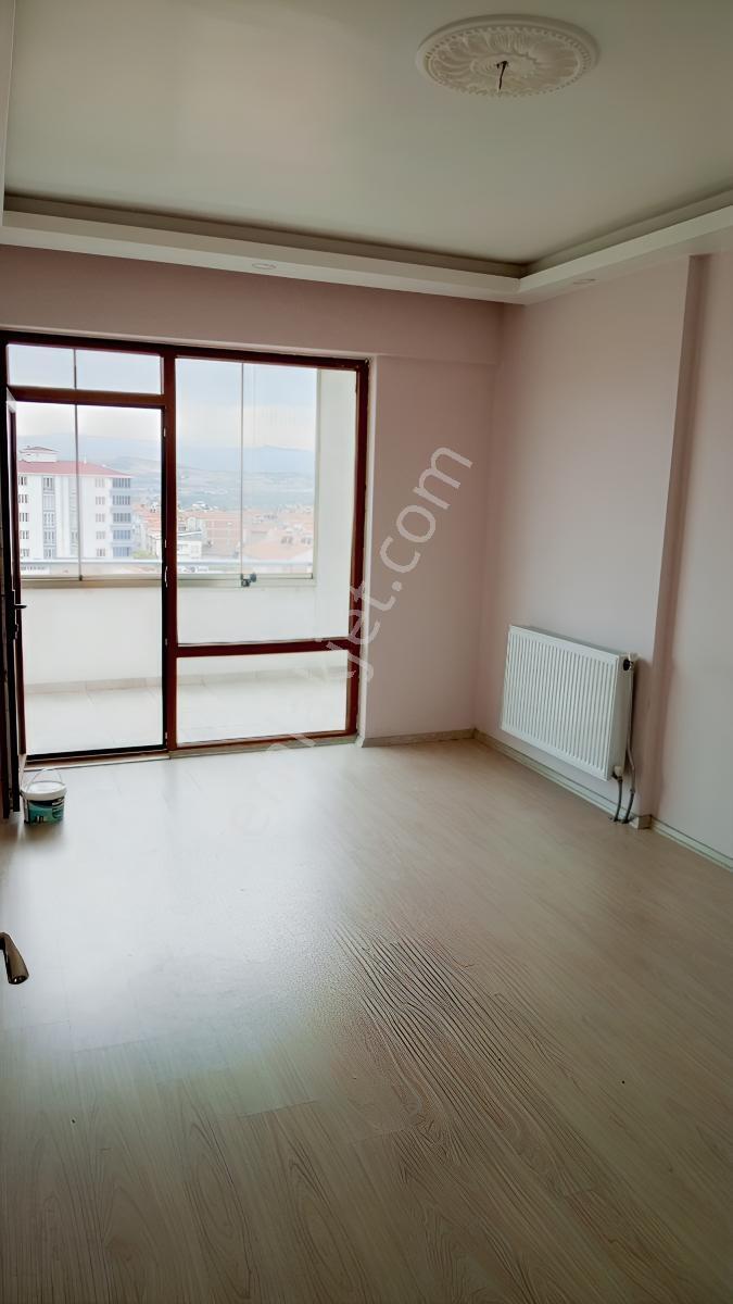 Sanayi Mahallesi Satılık 3+1 Cam Balkonlu Daire — fotoğraf 15