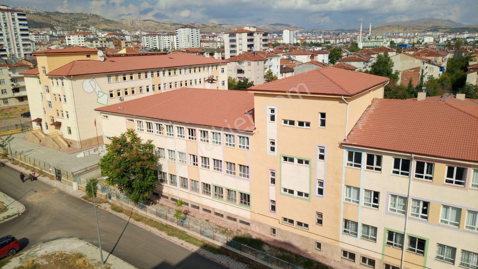 Sanayi Mahallesi Satılık 3+1 Cam Balkonlu Daire — fotoğraf 22