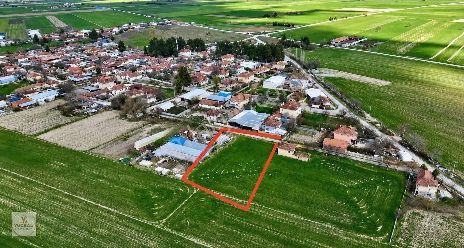 Köy İçi Tek Tapu 1,286m2 Yol-su-elektirik Mevcut Satılık Arsa — fotoğraf 6
