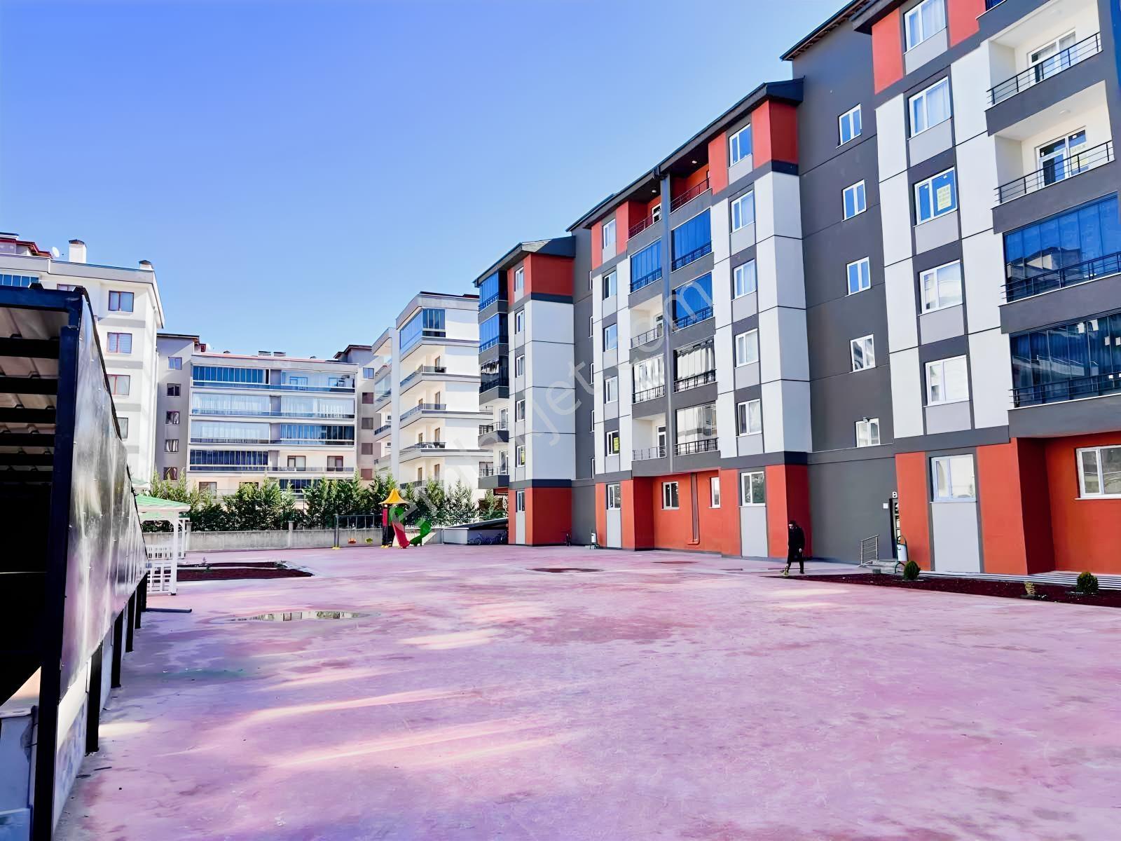 Mengene'de Site İçi Özel Bahçeli 3+1 Satılık Lüks Daire — fotoğraf 2