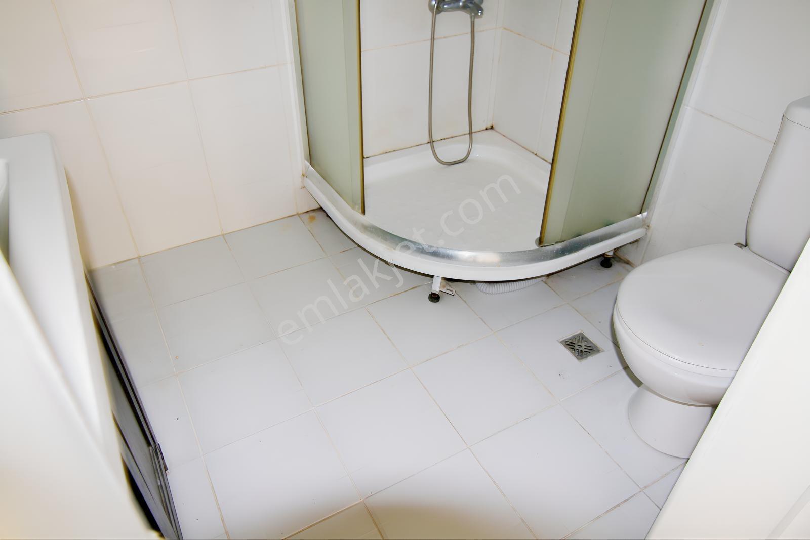 Aydınlıkevler Protokol Yolu Üzeri Satılık 3+1 Bahçe Keyfi Daire — fotoğraf 9
