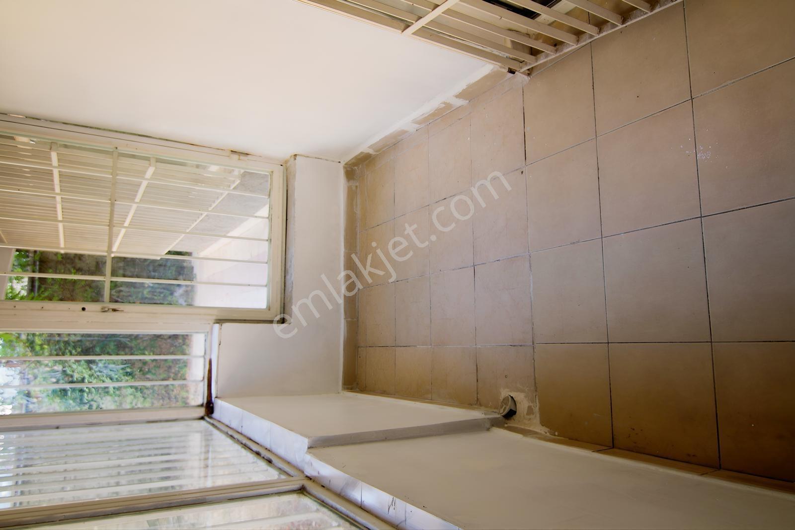 Aydınlıkevler Protokol Yolu Üzeri Satılık 3+1 Bahçe Keyfi Daire — fotoğraf 27