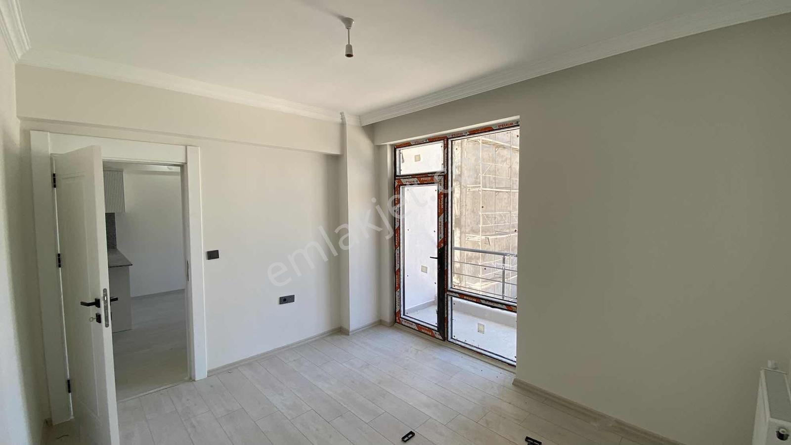 Ümit Emlak|sürsürü Merkezi Konumlu 2+0 Daire|kalan Son Daire — fotoğraf 18