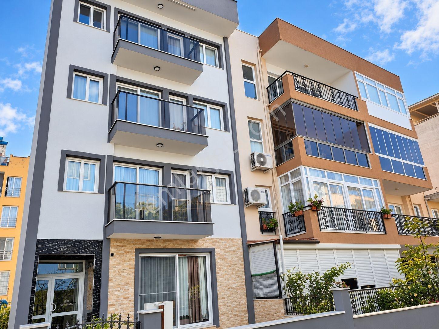 Davutlar Merkezde 2+1 Yeni Yapı Satılık Daire — fotoğraf 2