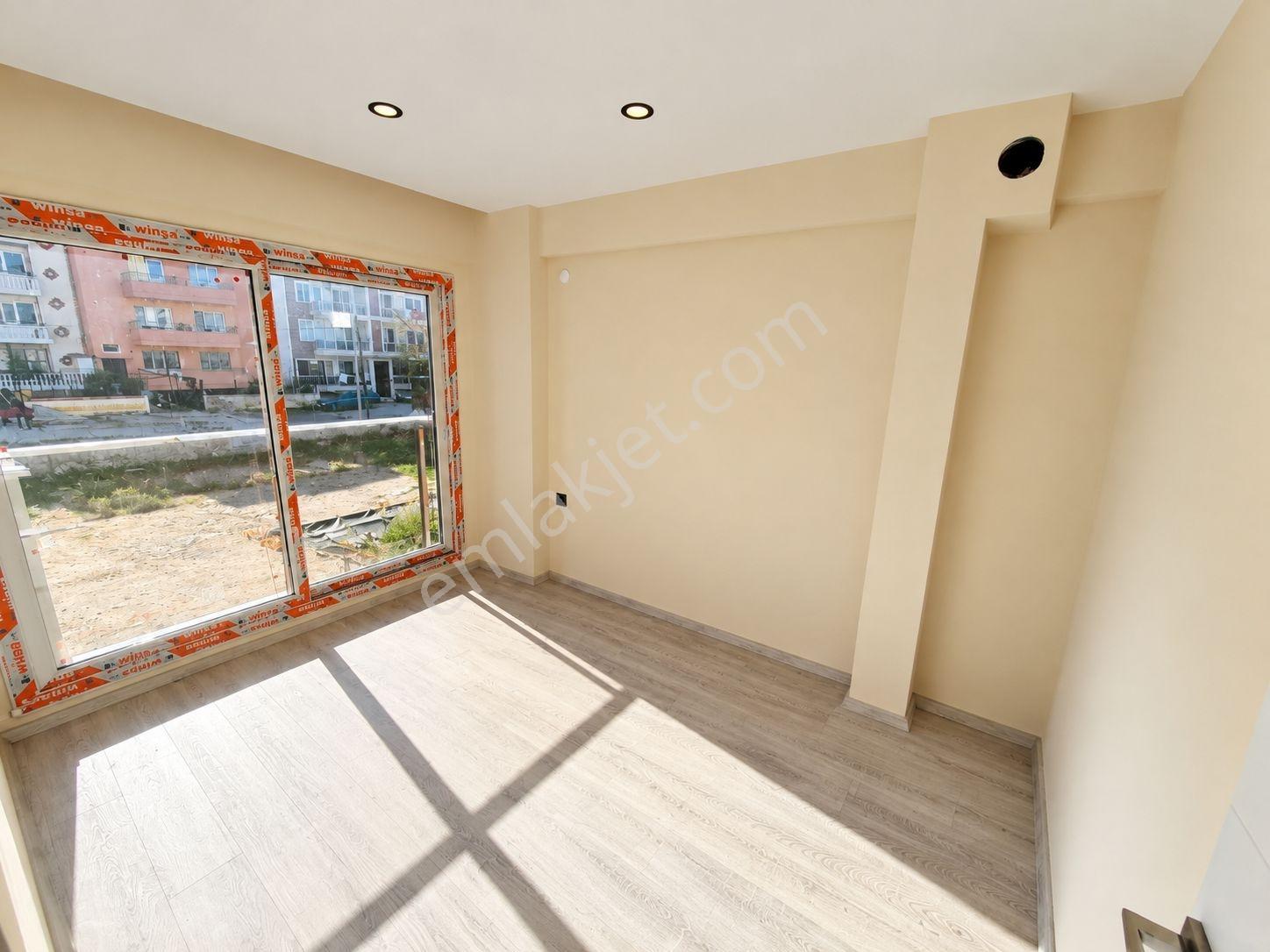 Davutlar Merkezde 2+1 Yeni Yapı Satılık Daire — fotoğraf 13