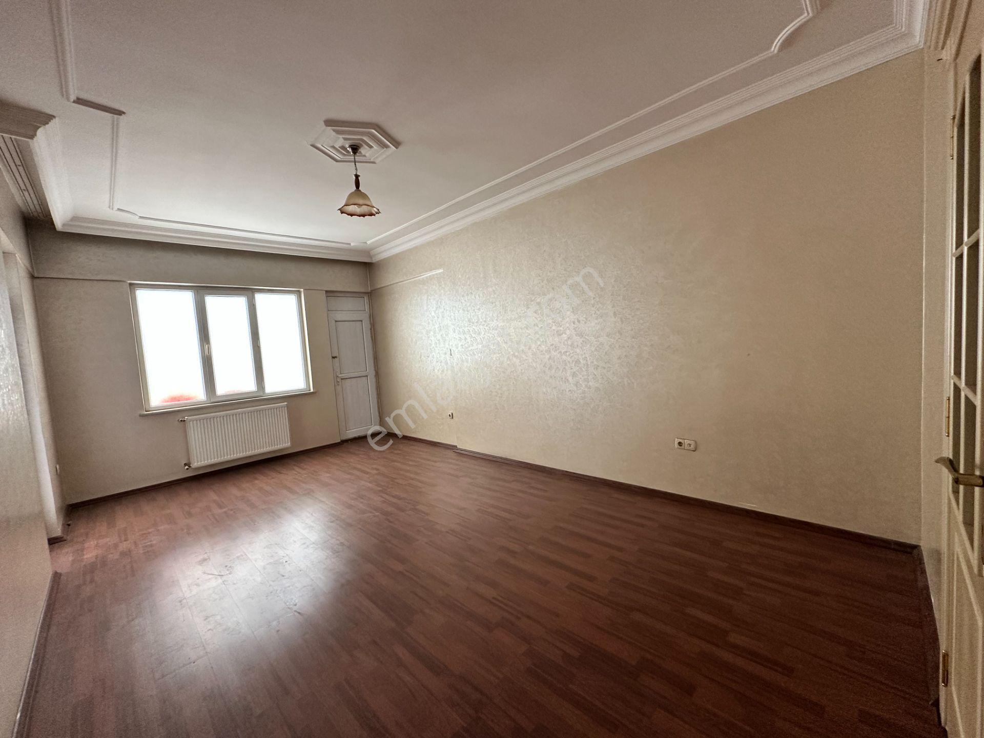 Babil Emlak Satlık Cadde Üstü Süper Konum 4+1 Geniş Arakat Daire — fotoğraf 24