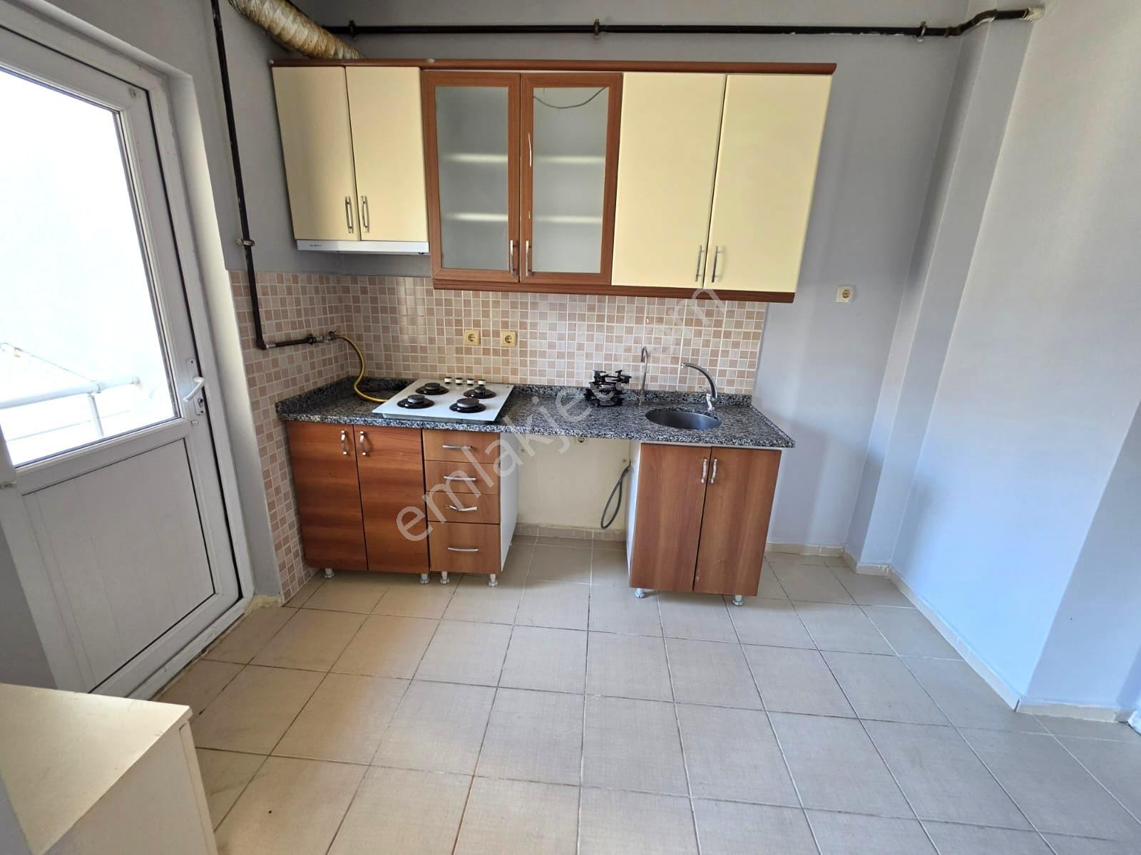 Tuzla Aydınlı Toki Konutları Ara Kat 2+1 Satılık Daire — fotoğraf 5