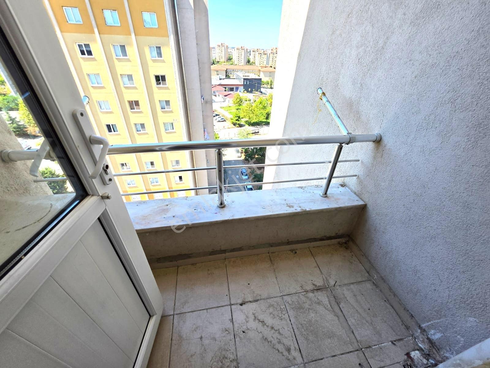 Tuzla Aydınlı Toki Konutları Ara Kat 2+1 Satılık Daire — fotoğraf 7