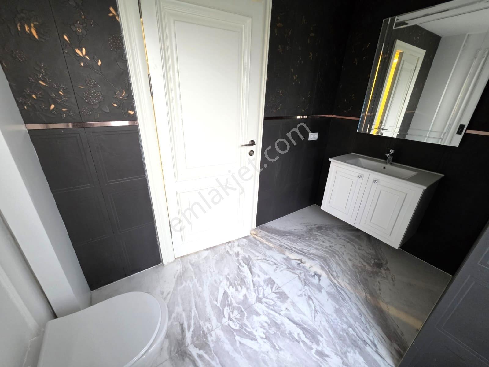 Tuzla Mercan'da Denize Sıfır Sitede 5+2 Ultra Lüks Satılık Villa — fotoğraf 10