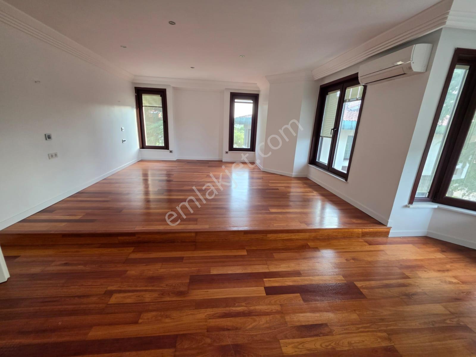 Tuzla Mercan'da Denize Sıfır Sitede 5+2 Ultra Lüks Satılık Villa — fotoğraf 22