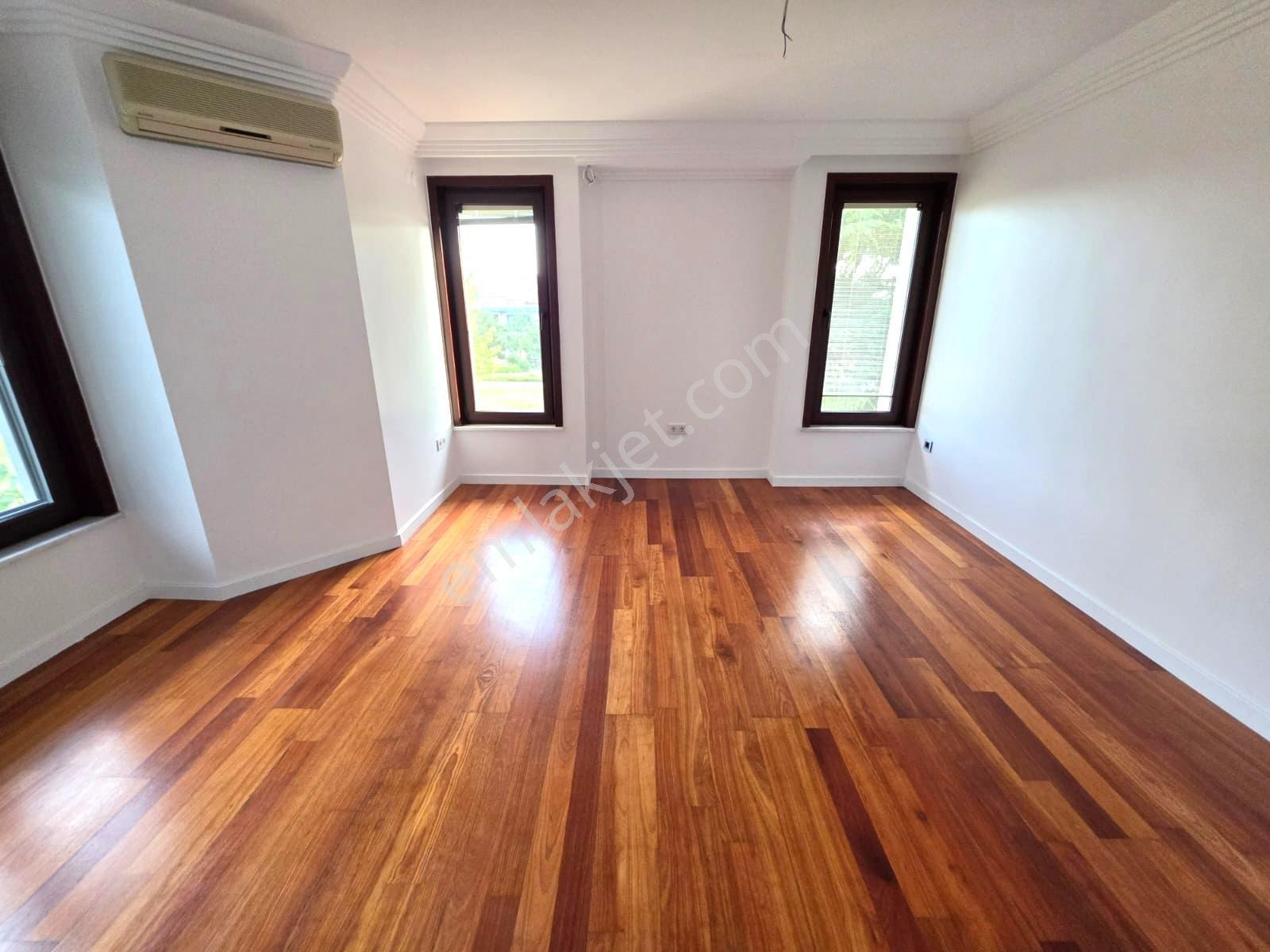 Tuzla Mercan'da Denize Sıfır Sitede 5+2 Ultra Lüks Satılık Villa — fotoğraf 24
