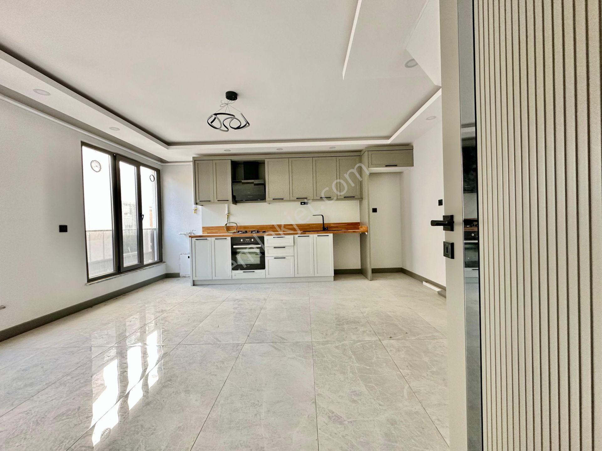 ꧁ay Emlaktan꧂akçay'da Muhteşem Konumlu Asansörlü Çift Banyolu Satılık 2+1 Şık Tasarım Dubleks Daire — fotoğraf 9